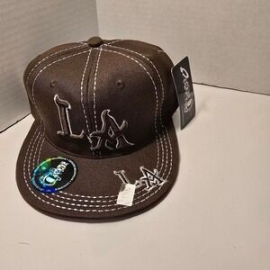 0074NWT HOWD Brown LA size S ball caps.